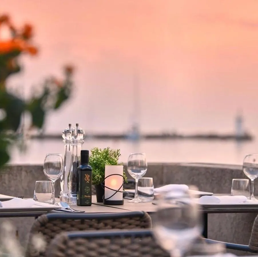 Corinne Garden Residence Novigrad Istria 0*,